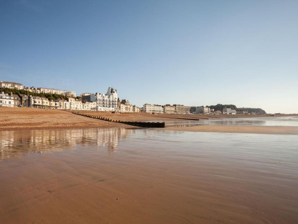 Sea Mist - Hastings Apartment ภายนอก รูปภาพ