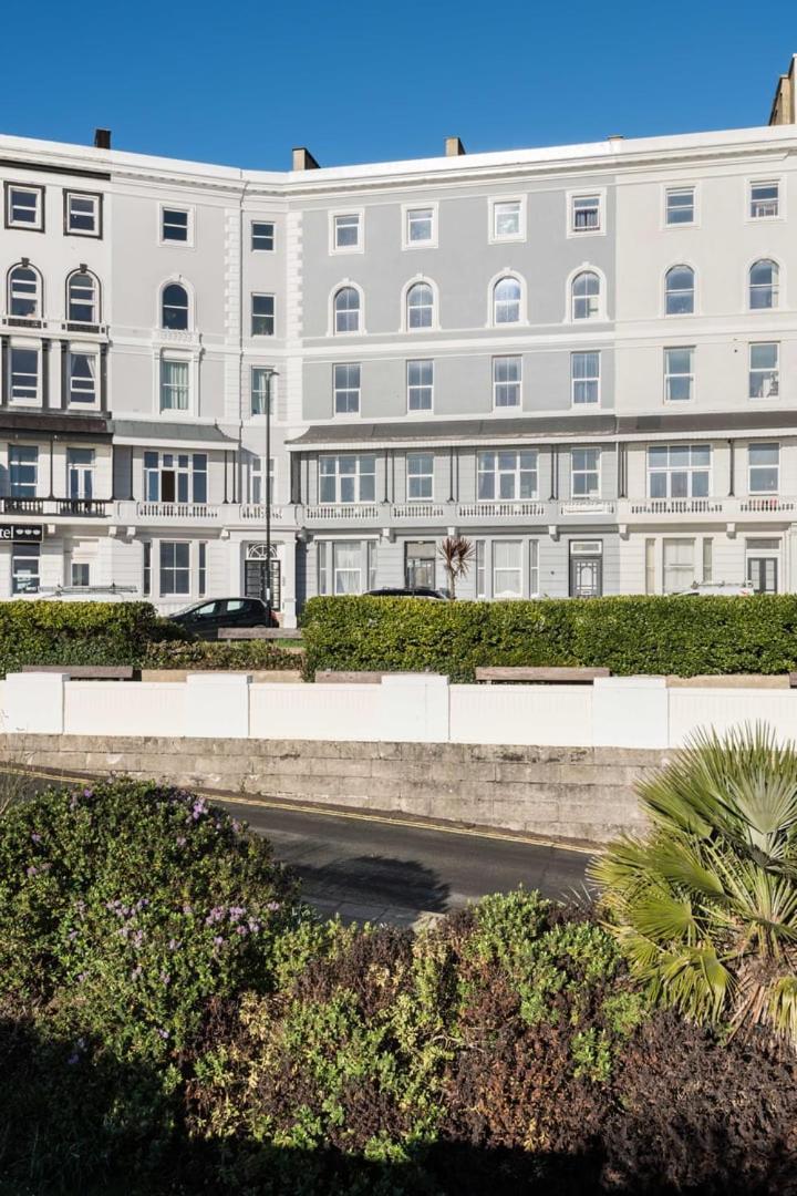 Sea Mist - Hastings Apartment ภายนอก รูปภาพ